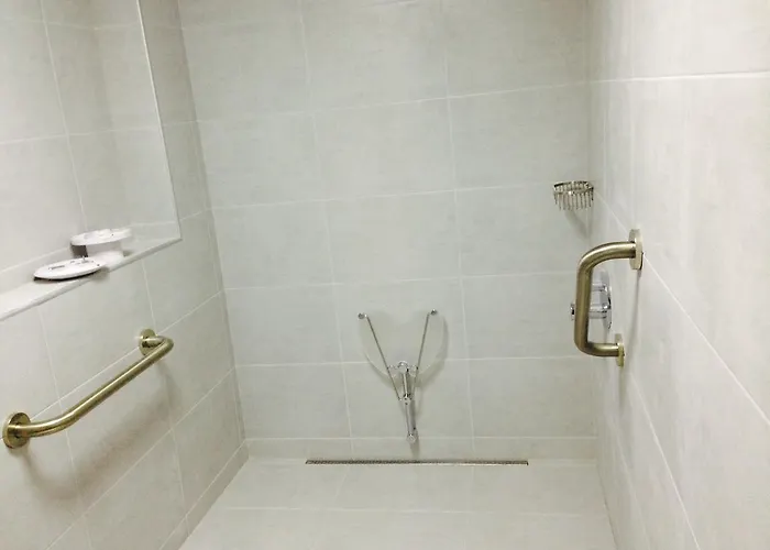 York Aparthotel יורק